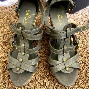 Gray Sbicca cork wedges